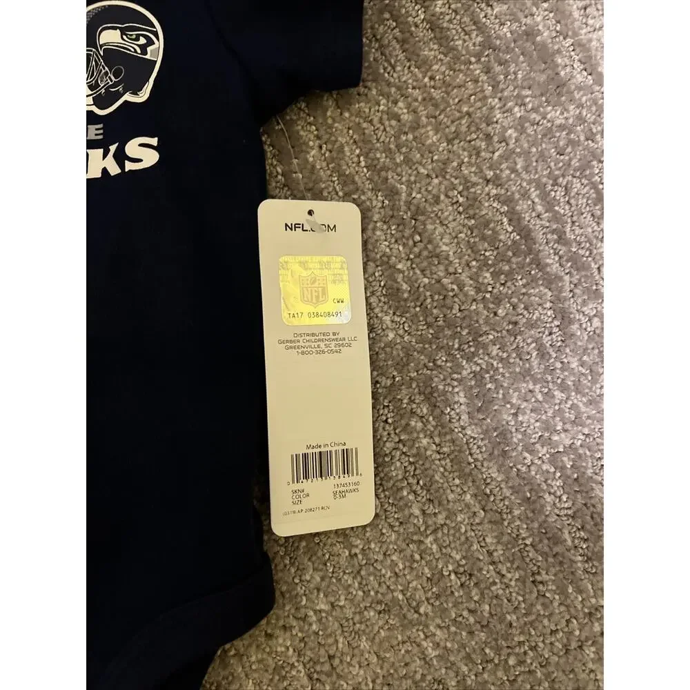 2-Infant NFL Licensed Seattle Seahawks Bodysuit Size 0-3mo Blue & Green NWT